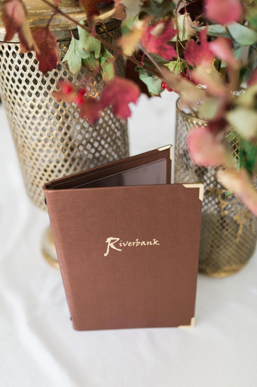 Riverbank, Country Pub And Guesthouse Карикмакрос Екстериор снимка